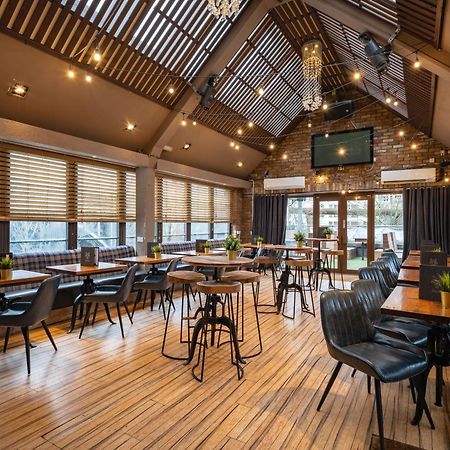 Siberia Bar & Hotel Aberdeen Kültér fotó