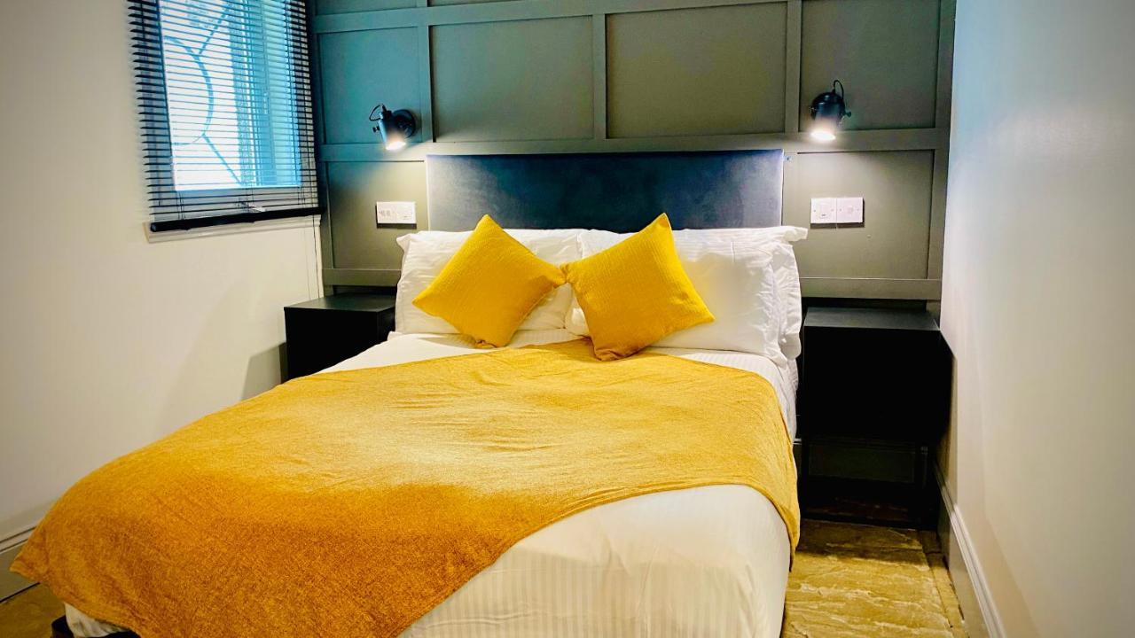 Siberia Bar & Hotel Aberdeen Kültér fotó